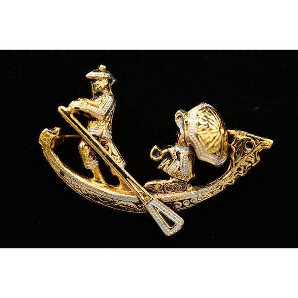 Vintage Oriental Boat Damascene Pin Brooch Tourist Gold Spain Signed 1980s BinJ - Picture 1 of 12